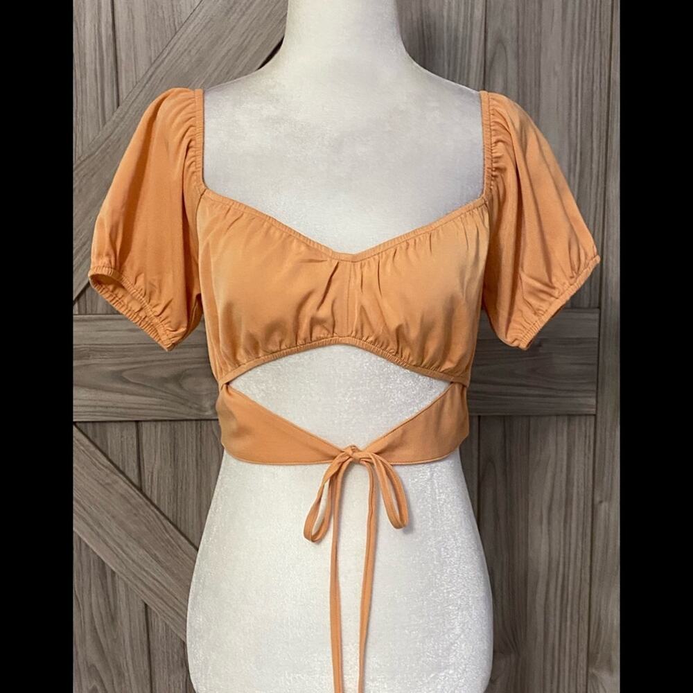 NWT Le Lis Small orange cap sleeve top with tie front
